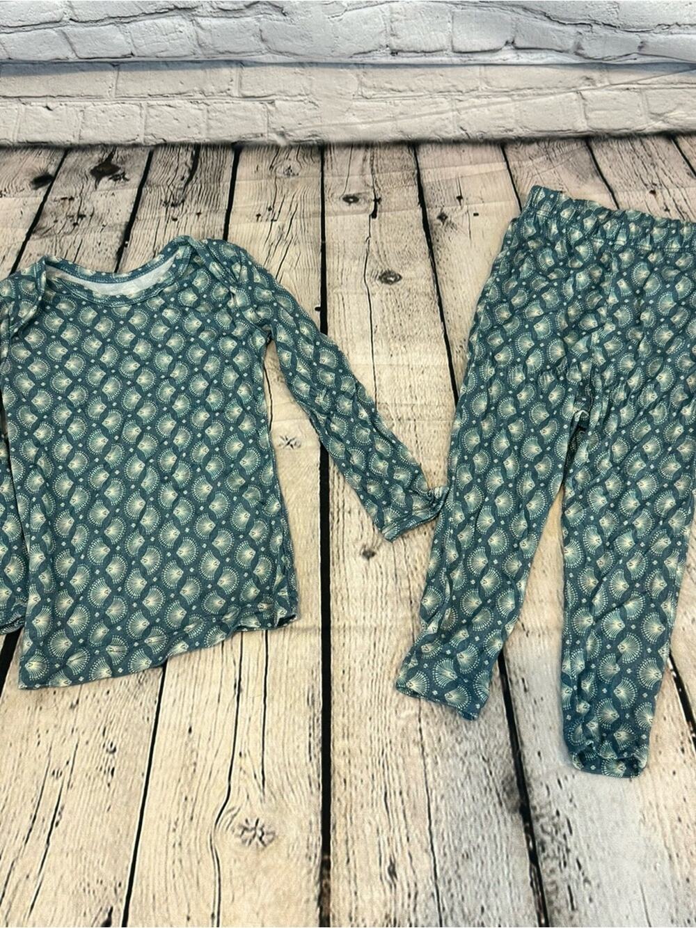 Solly Baby 2 Piece Baby Bamboo Outfit